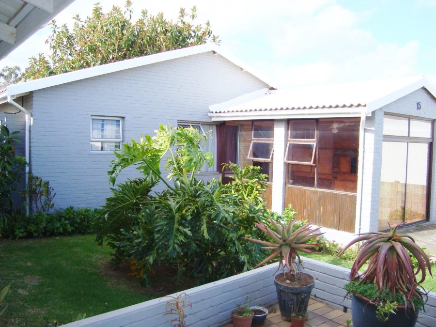 4 Bedroom Property for Sale in Jeffreys Bay Central Eastern Cape